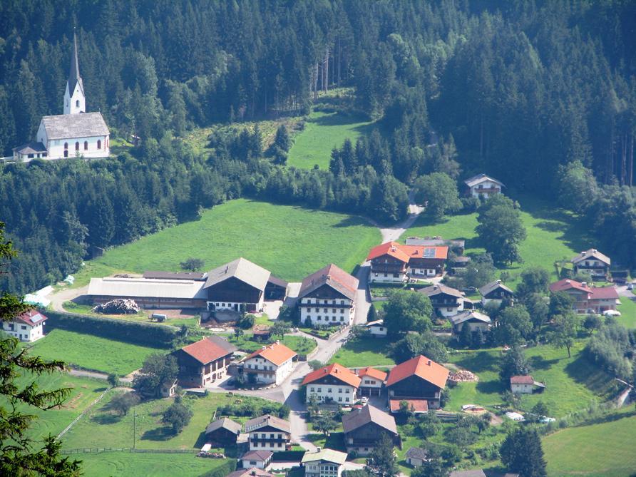Отель Haus Eder Burgi Nikolsdorf Экстерьер фото